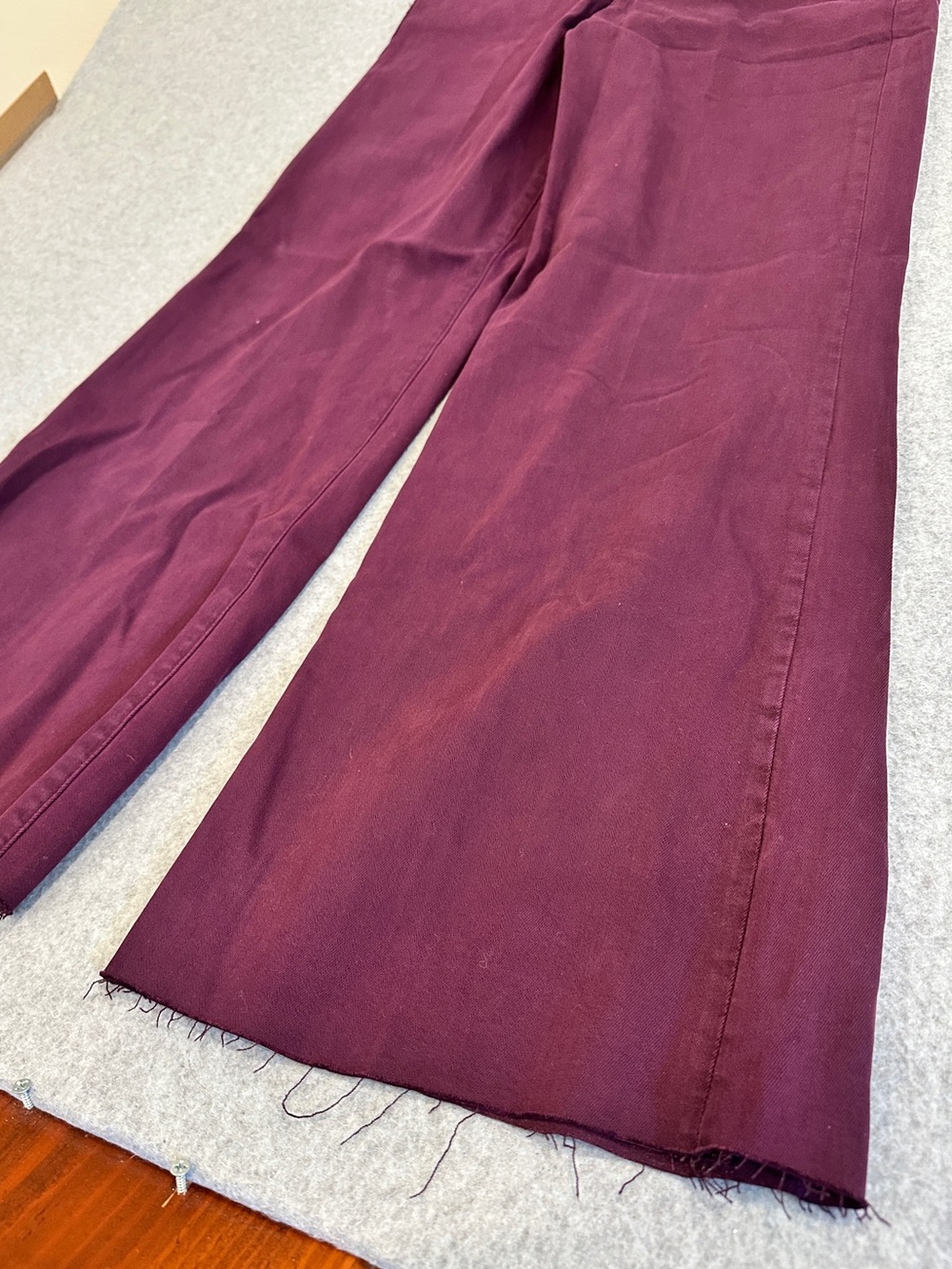 Dear John Wide-Leg Fiona Jeans in Plum Color - Picture 2 of 10